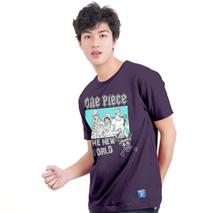 DOP-758-PP-L เสื้อยืดวันพีซ ลาย Luffy & Friends สีม่วง DOP-758-PP-L เสื้อยืดวันพีซ ลาย Luffy & Friends สีม่วง