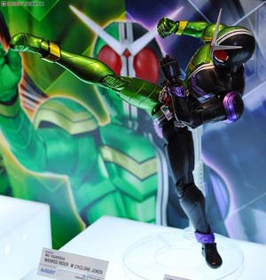 Hot-Hit Japanese Figure : ichiban kuji series Rider W + Nazca dopant1 คู่ 1 Hot-Hit Japanese Figure : ichiban kuji series Rider W + Nazca dopant1 คู่ 1